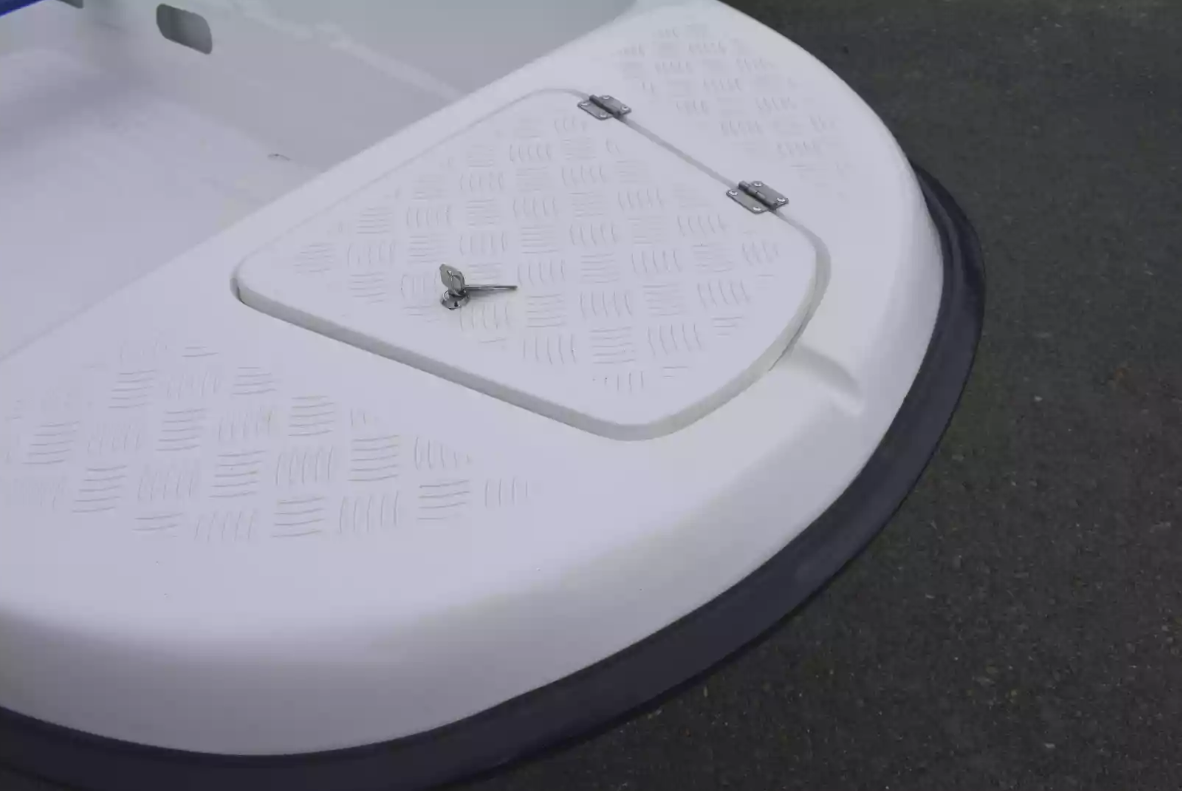 Стеклопластиковая лодка Пингвин New (тримаран) в Иваново