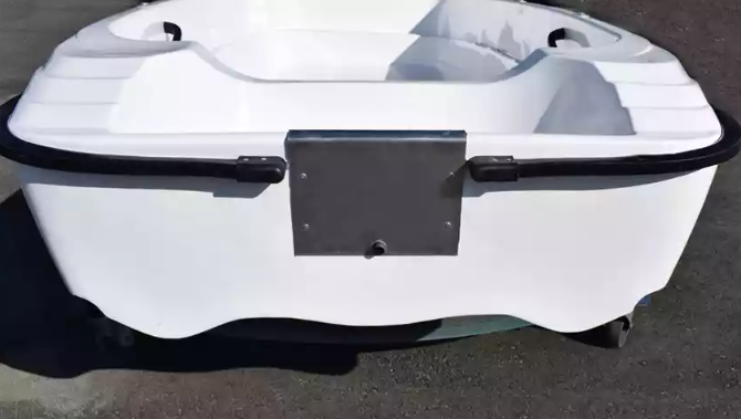 Стеклопластиковая лодка Пингвин (тримаран) в Иваново