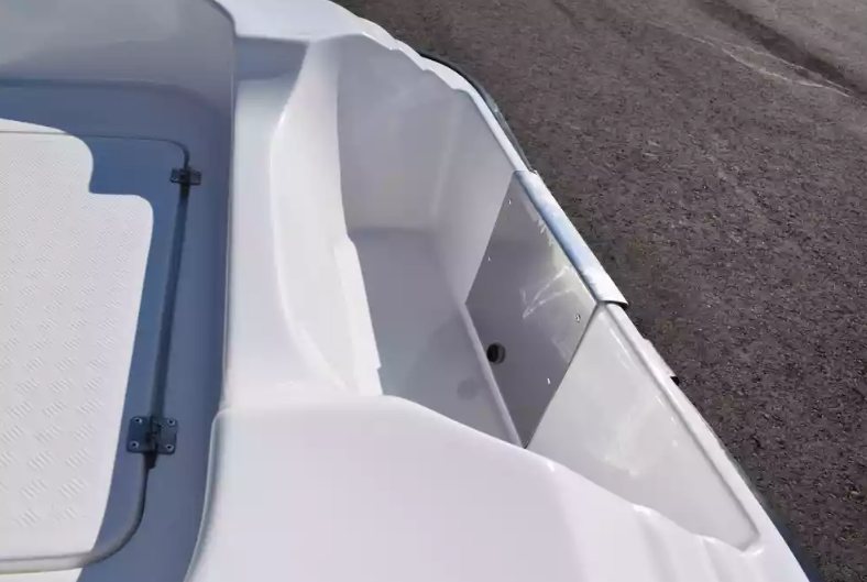 Стеклопластиковая лодка Пингвин (тримаран) в Иваново