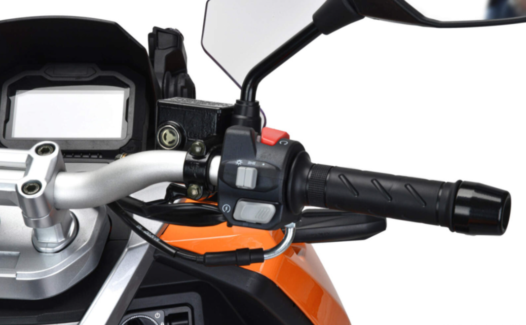 Скутер MOTOLAND (МОТОЛЕНД) T-MAX 150 в Иваново