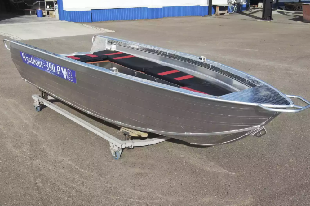 Алюминиевая лодка Wyatboat-390РМ увеличенный борт в Иваново