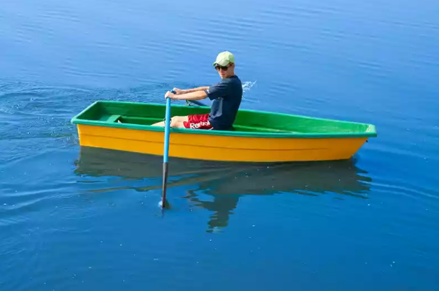 Стеклопластиковая лодка Малютка в Иваново