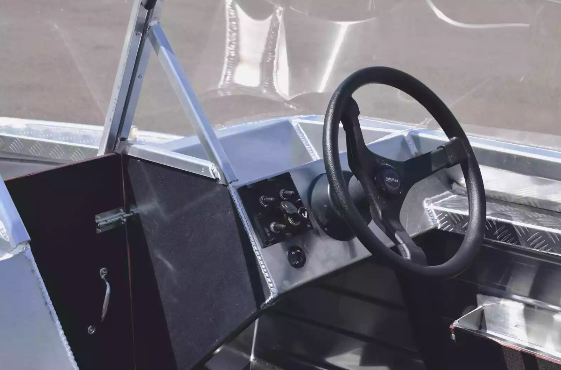 Алюминиевая лодка Wyatboat-390 DCM в Иваново