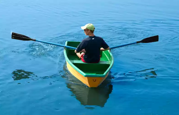 Стеклопластиковая лодка Малютка в Иваново