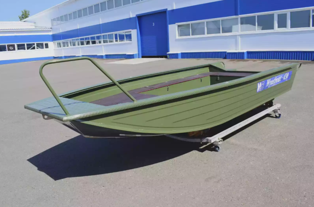 Алюминиевая лодка  Wyatboat-430 Master Fish в Иваново