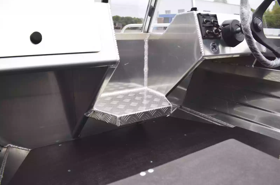 Алюминиевая лодка  Neman-400 PRO в Иваново