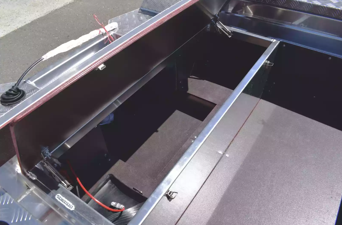 Алюминиевая лодка Wyatboat-390 DCM в Иваново