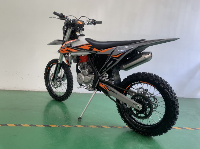 Мотоцикл JHLMOTO JHL LX4 CB300RL (175FMN) в Иваново