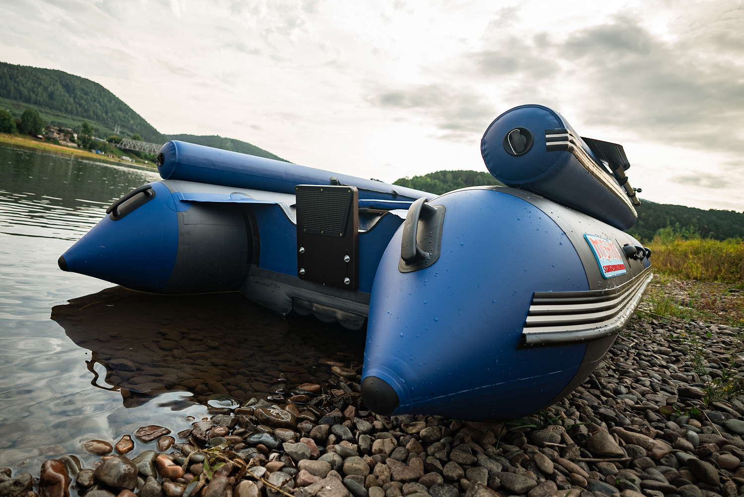 Лодка MISHIMO RIVER FJET PRO 430  под водомет в Иваново