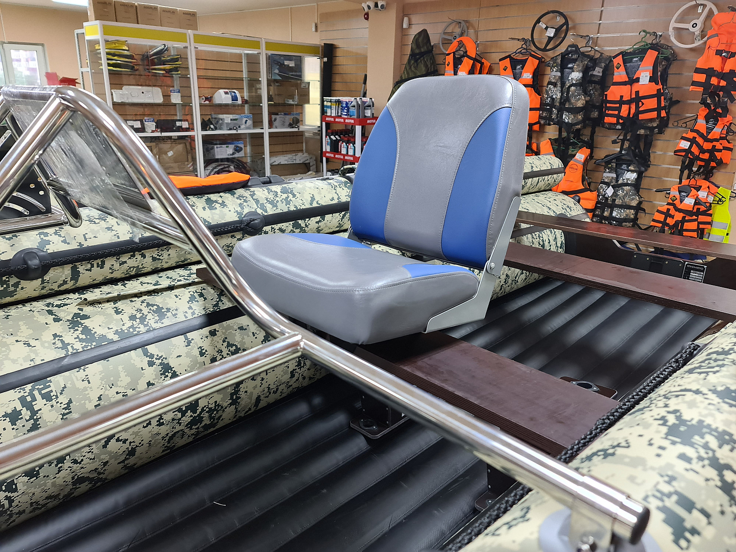 КРЕСЛО МЯГКОЕ РАСКЛАДНОЕ С ПОВОРОТНЫМ МЕХАНИЗМОМ ДЛЯ ЛОДОК в Иваново