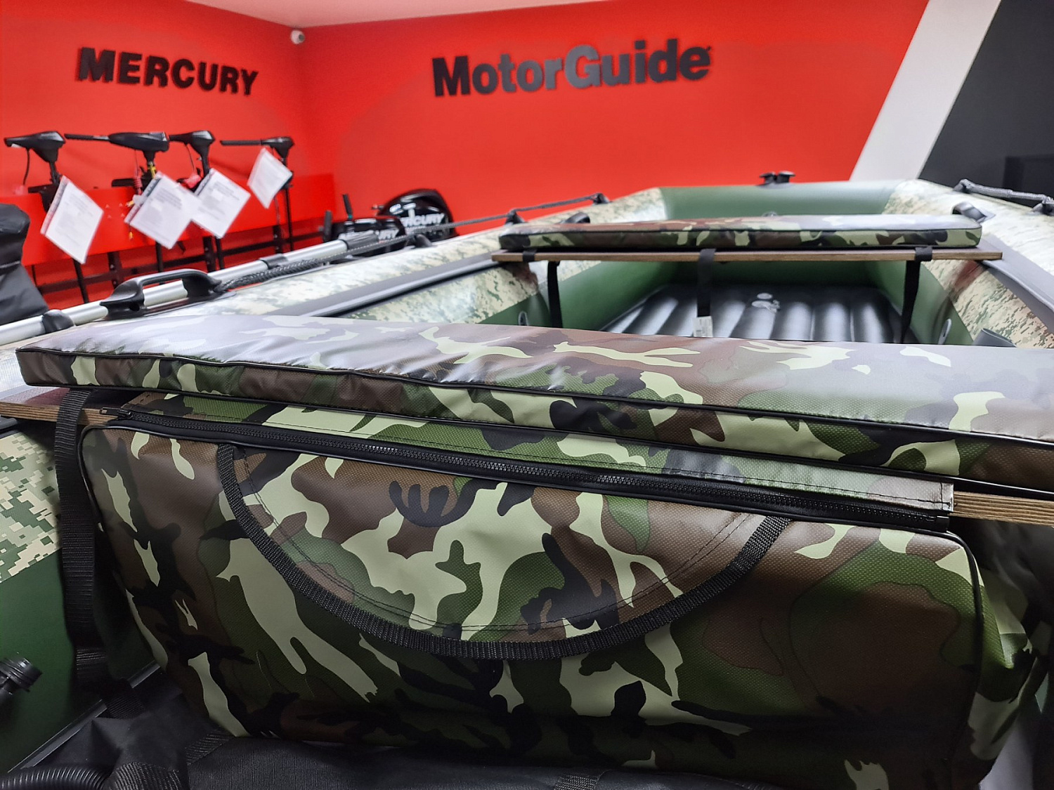 КОМПЛЕКТ МЯГКИХ НАКЛАДОК С СУМКОЙ ДЛЯ ЛОДОК 105Х20 КАМУФЛЯЖ в Иваново