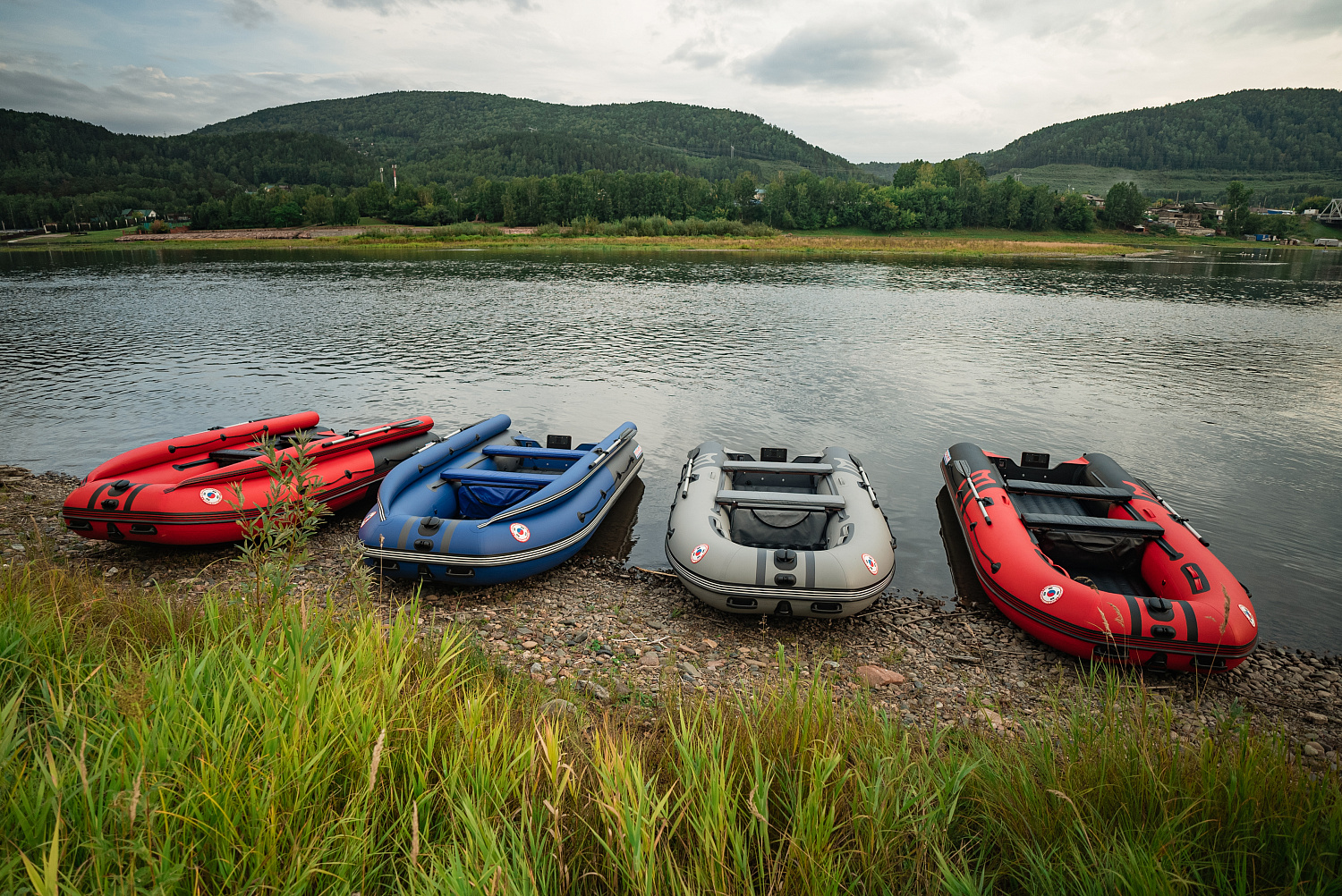 Лодка MISHIMO RIVER FJET PRO 430  под водомет в Иваново