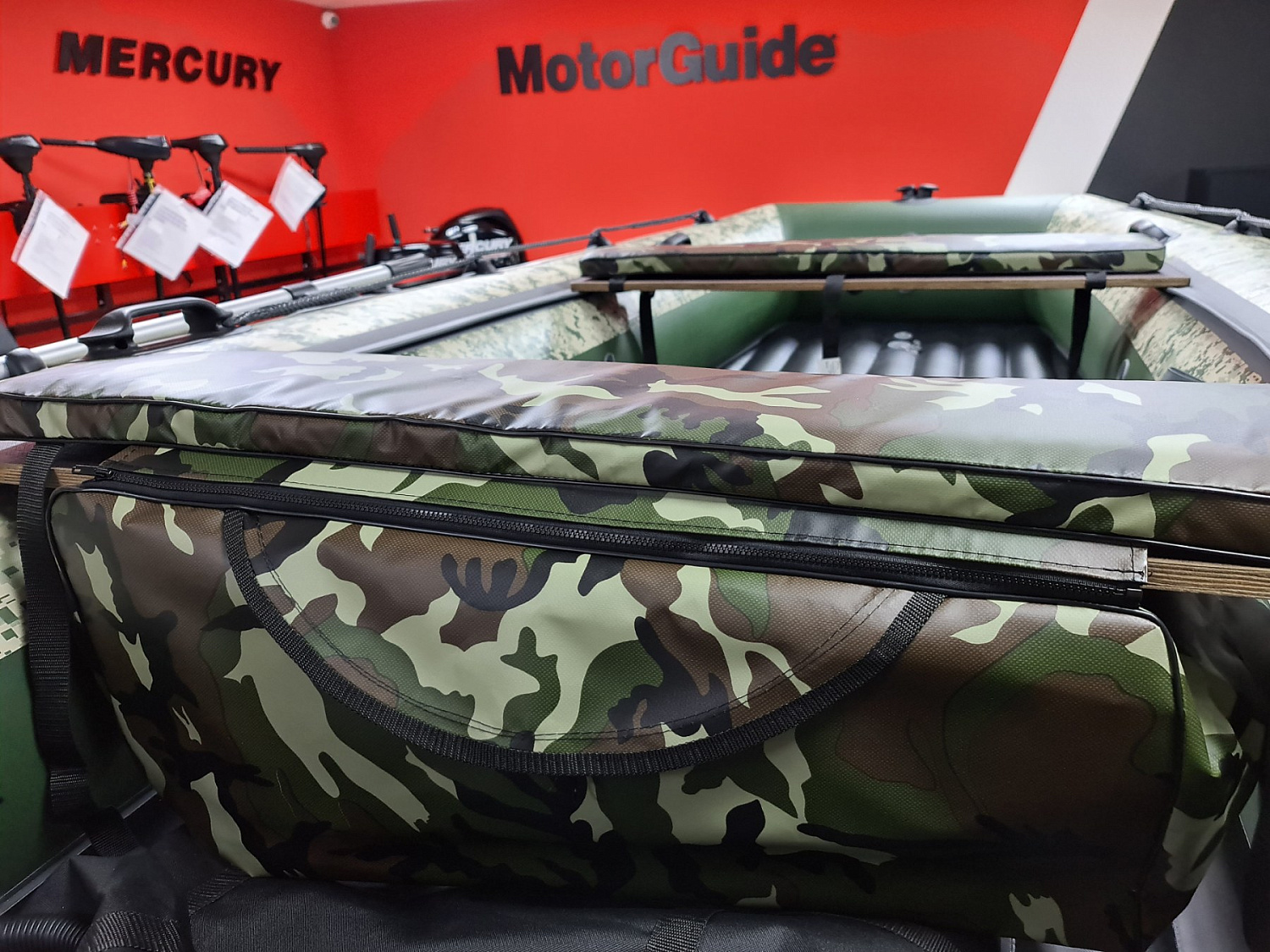 КОМПЛЕКТ МЯГКИХ НАКЛАДОК С СУМКОЙ ДЛЯ ЛОДОК 105Х20 КАМУФЛЯЖ в Иваново