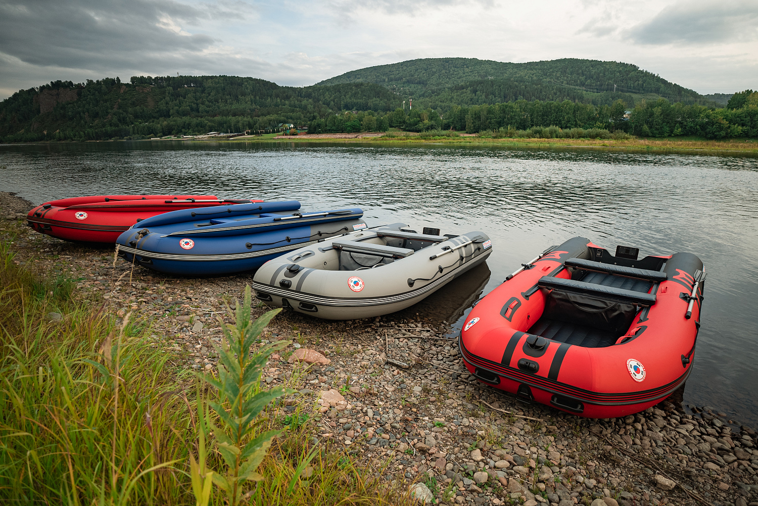 Лодка MISHIMO RIVER FJET PRO 430  под водомет в Иваново